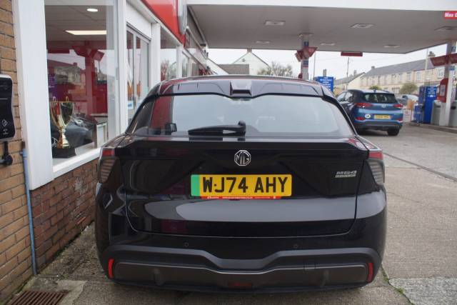 2024 MG Motor UK Mg4 0.0 150kW SE EV Long Range 64kWh 5dr Auto