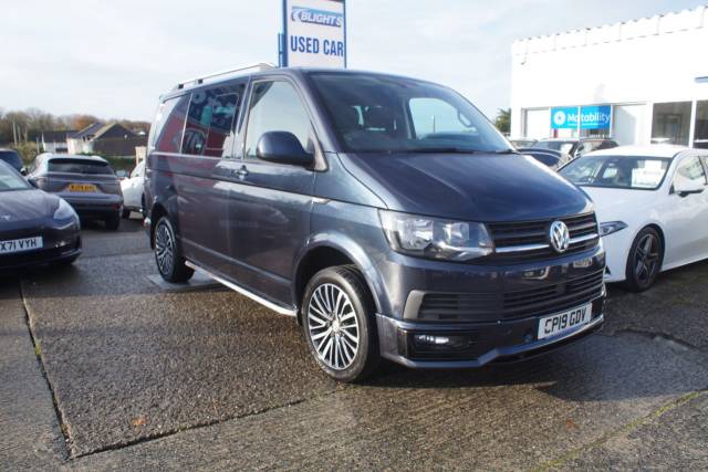 Volkswagen Transporter 2.0 TDI BMT 150 Highline Kombi Van MPV Diesel Blue