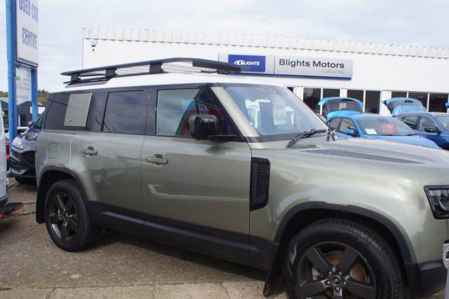 Land Rover Defender 2.0 D240 SE 110 5dr Auto Estate Diesel Green
