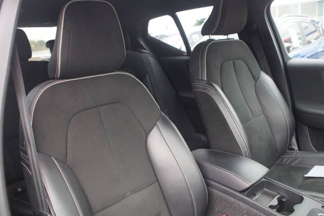 2021 Volvo XC40 1.5 T3 [163] R DESIGN 5dr