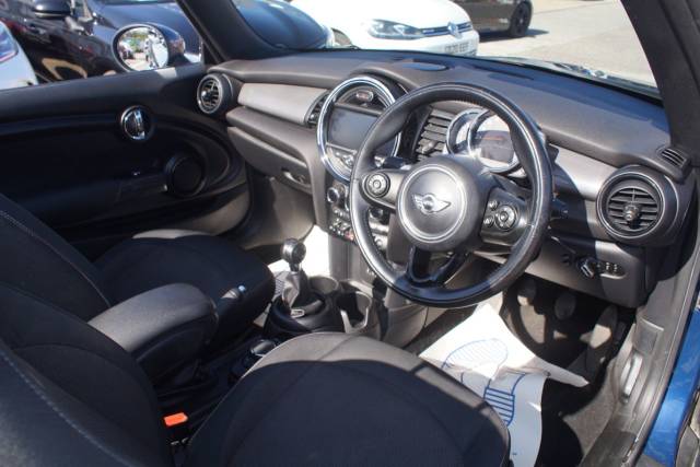 2018 Mini Convertible 1.5 Cooper 2dr