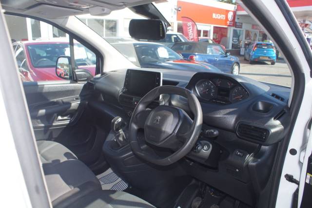 2021 Peugeot Partner 1000 1.5 BlueHDi 100 Professional Van