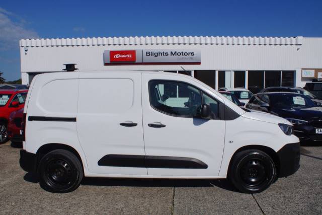 2021 Peugeot Partner 1000 1.5 BlueHDi 100 Professional Van