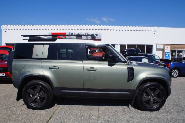 2020 Land Rover Defender 2.0 D240 SE 110 5dr Auto