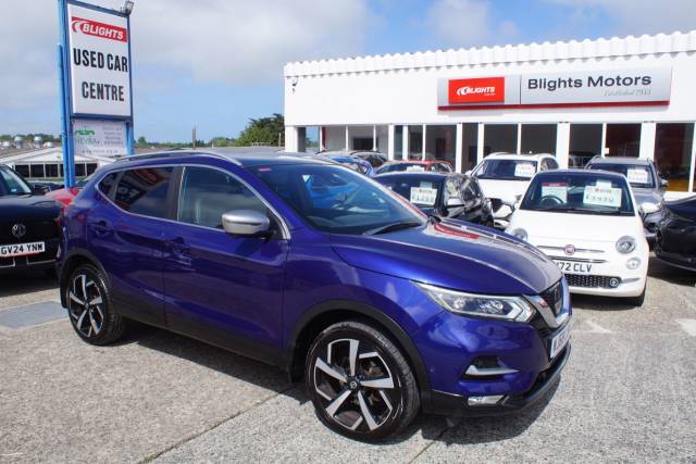 Nissan Qashqai 1.5 dCi Tekna+ 5dr Hatchback Diesel Blue
