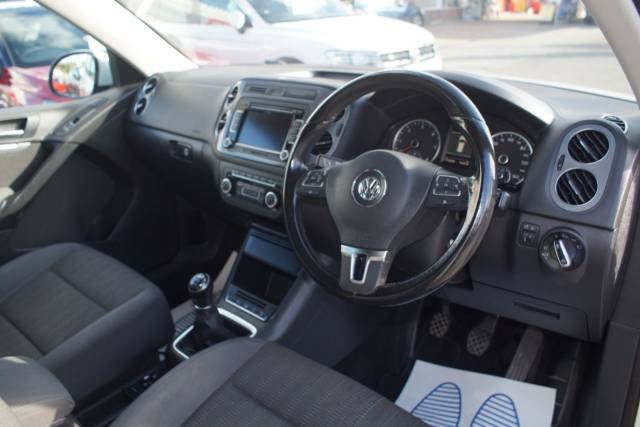 2011 Volkswagen Tiguan 2.0 TDi BlueMotion Tech SE 5dr