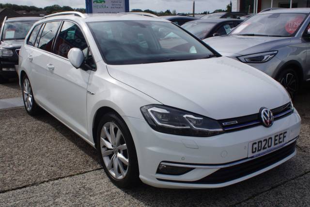 Volkswagen Golf 1.5 TSI EVO GT Edition 5dr Estate Petrol White