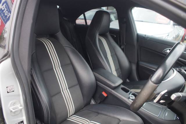 2017 Mercedes-Benz CLA 2.1 CLA 220d WhiteArt 4dr Tip Auto