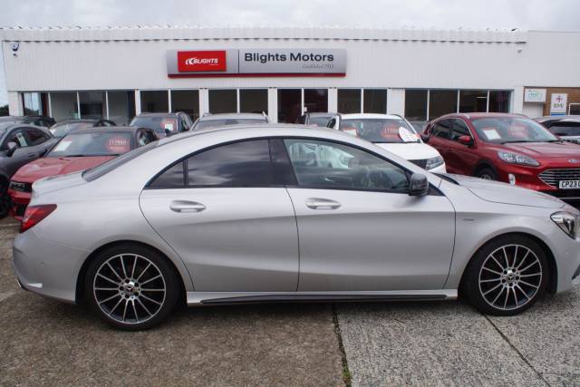 2017 Mercedes-Benz CLA 2.1 CLA 220d WhiteArt 4dr Tip Auto